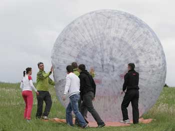Zorbing dvojmiestny – prenájom atrakcie